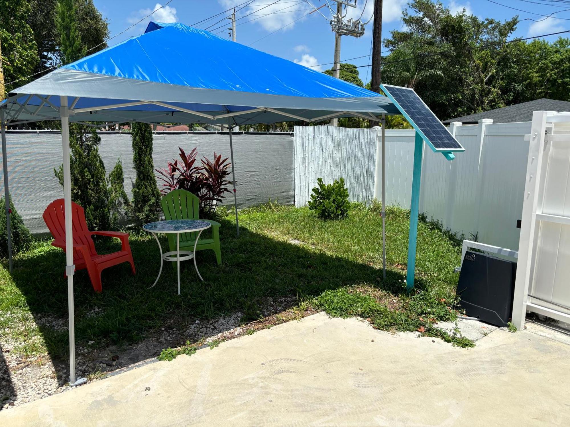 Mini House Oasis Hotel Miami Springs Exterior foto
